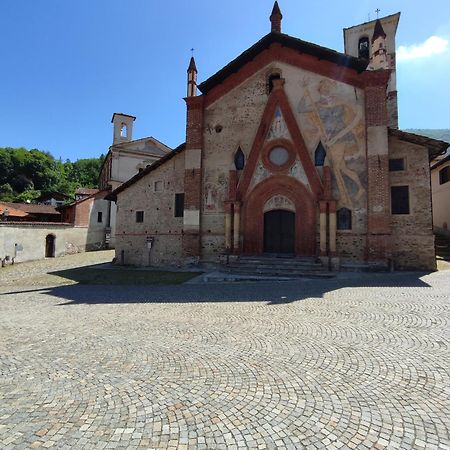 Salita Al Castello Rossana Exterior foto